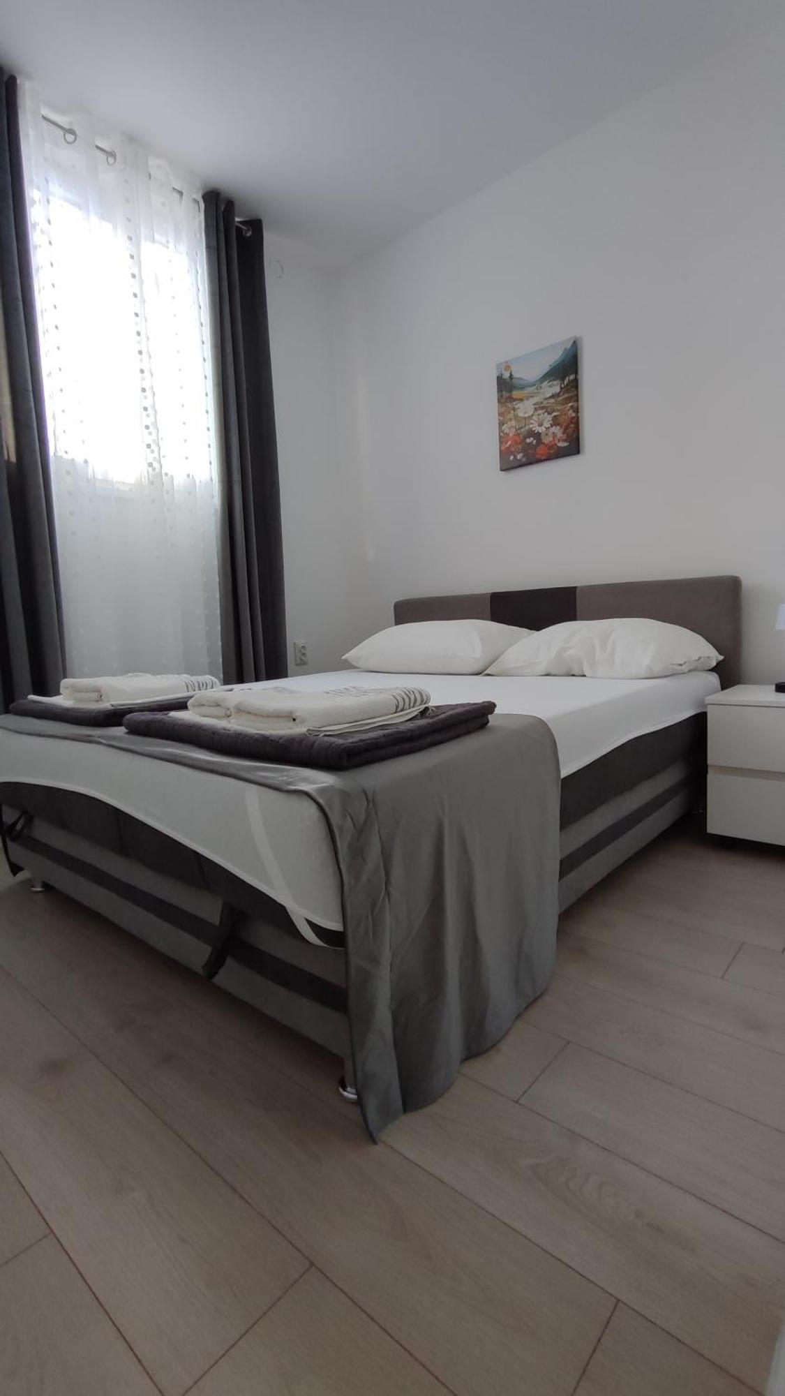 זאוסטרוג Apartments Glibic מראה חיצוני תמונה
